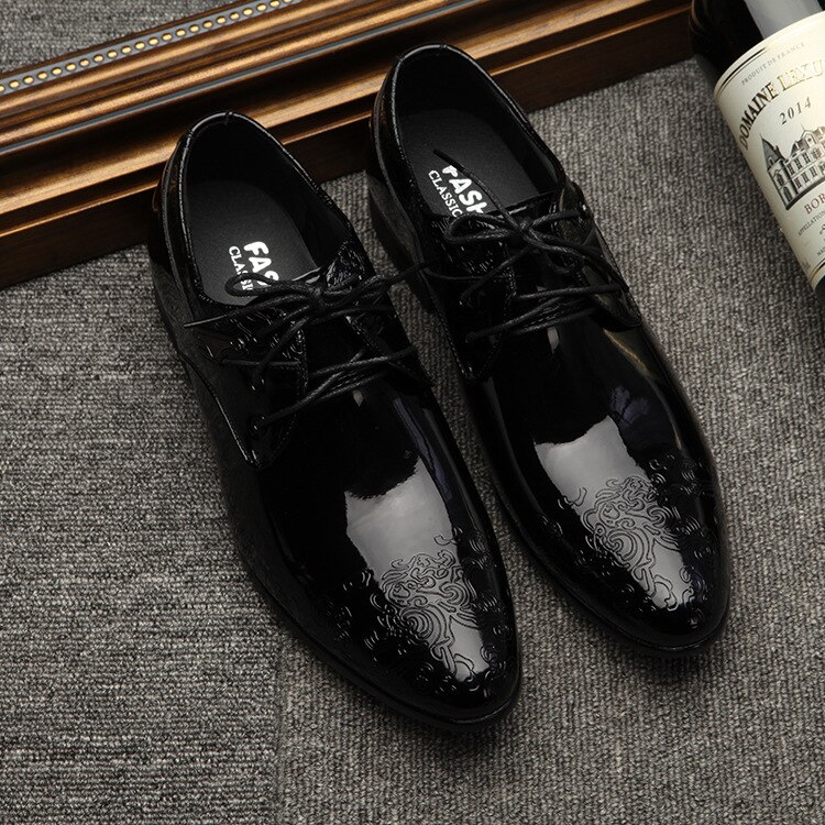 Luxury Men&#39;s Leather Shoes Italian Oxford Shoes for Men Carved Patent Leather Dress Shoe Pointed Toe Wedding Footwear: 41