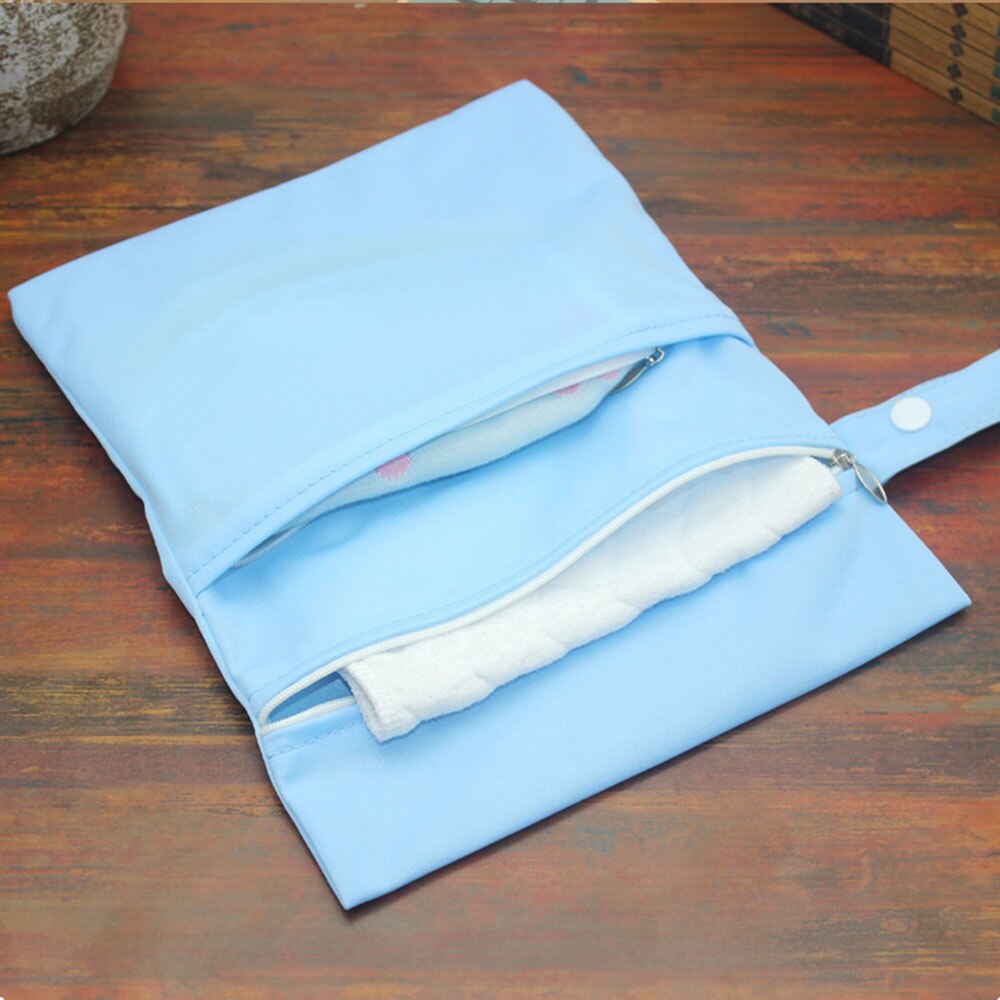 1 Pcs Diaper storage bag diaper bag washable baby 19.5*23.5 cm zipper deodorant practical