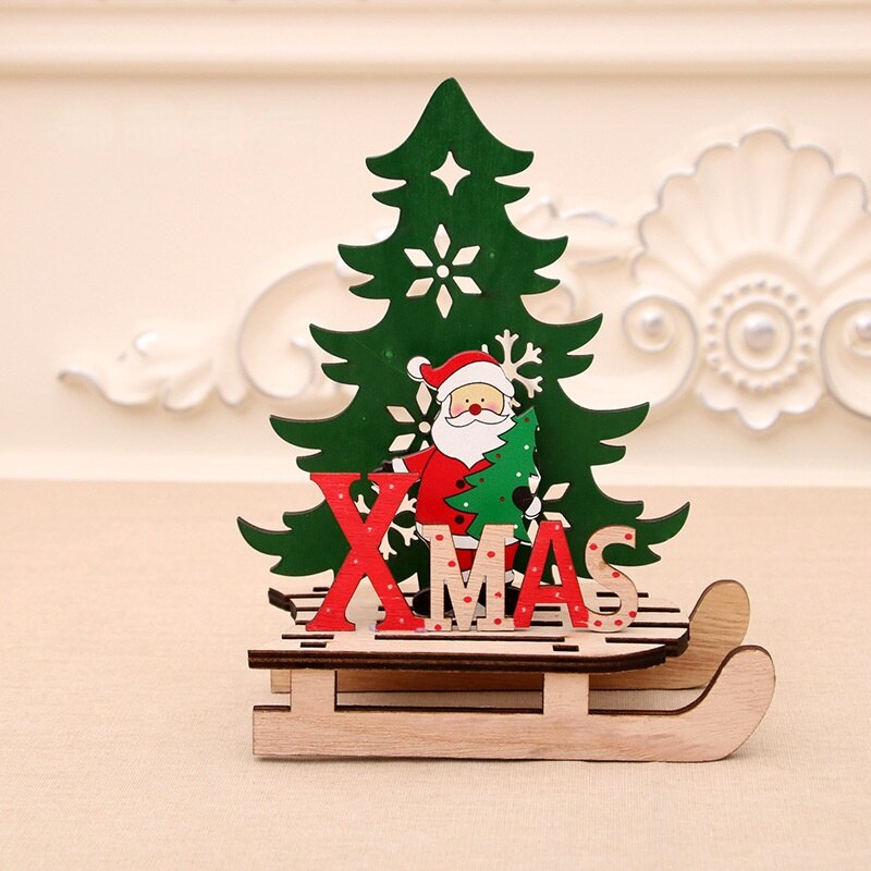 Kerstdecoratie van hout, in zwart en wit