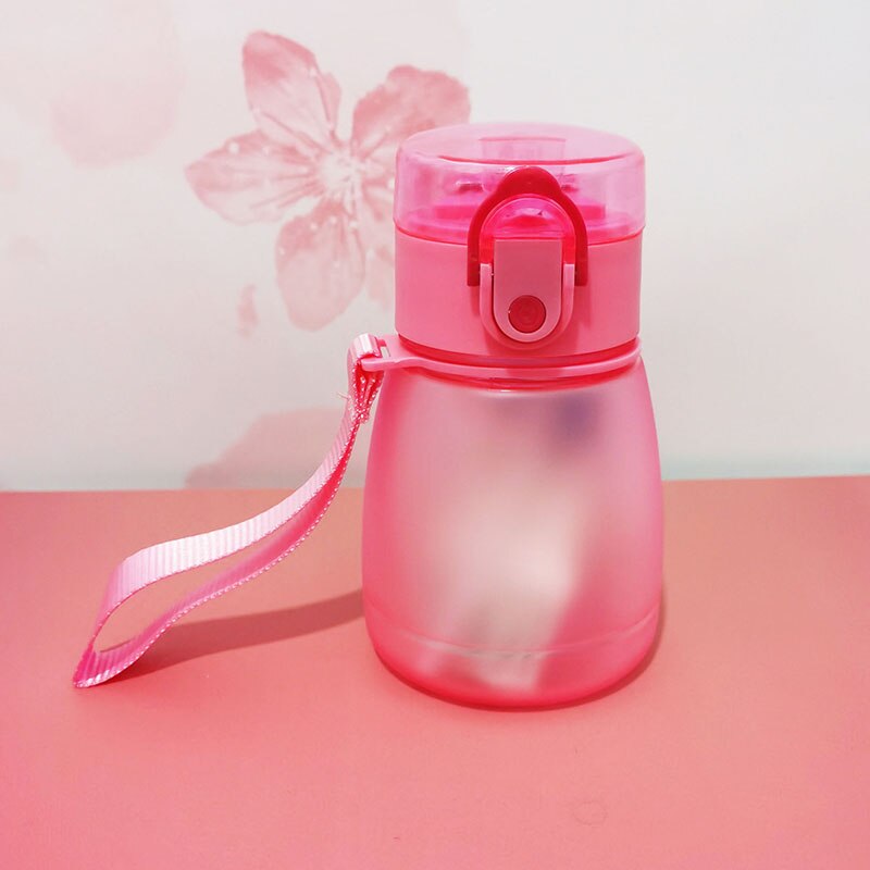 Baby Delicate Sippy Cup met Handvat Zachte Tuit Baby Kids Leren Drinkwater Melk Vruchtensap Cup Kids Training Kopjes: 320ml S Pink Strap