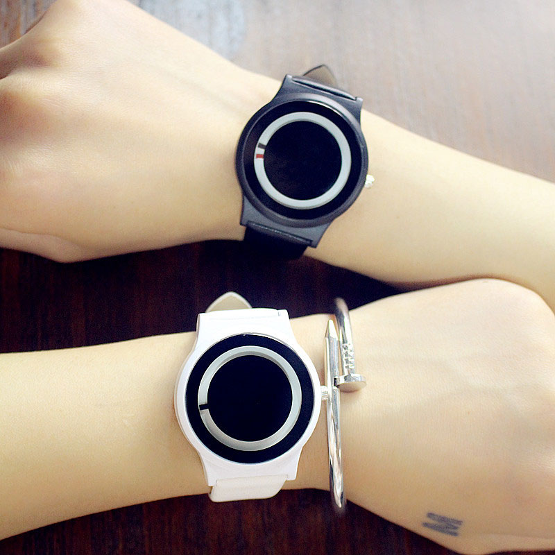 Harajuku Stijl Klok Snoep Kleur Koppels Horloge Pu Lederen Band Quartz Horloges Voor Unisex Vrouwen Mannen Ll