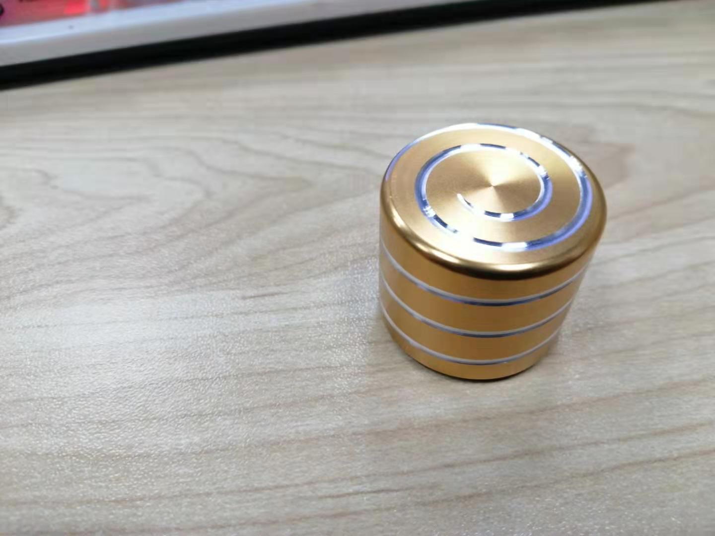 Vortecon Rvs Messing Kinetische Bureau Speelgoed Visuele Illusie Met Betoverende Motion Anti Stress Antistress Grappig Speelgoed WY148: gold