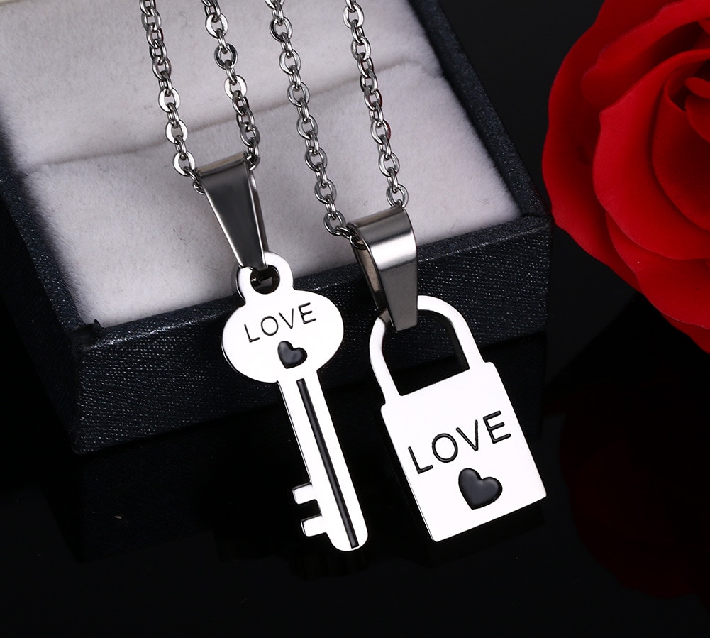 FXM TBB52 silver woman Pendant hip hop necklace popular single Korean lock shape lover