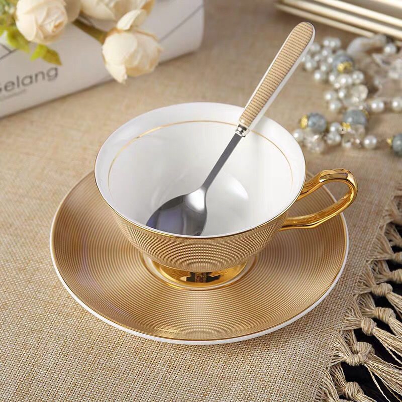 Europe Noble Bone China Coffee Cup Saucer Spoon Set 200ml Luxury Ceramic Mug Top-grade Porcelain Tea Cup Cafe Party Drinkware