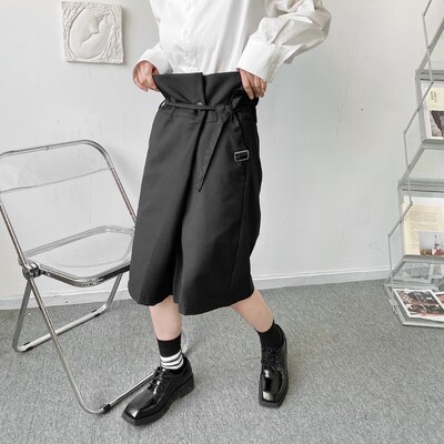 Vent sombre, petite foule, asymétrique déstructurées en short, coiffeur, à jambes larges pantalons décontracté pantalons Capri
