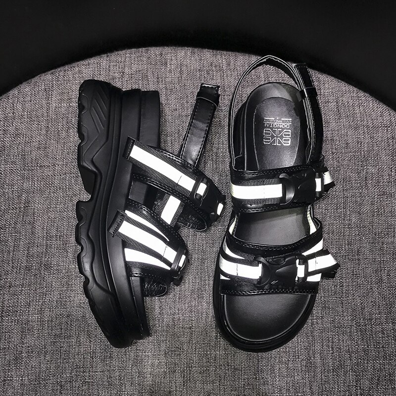 Vogue Vrouwen Sandalen Mooie Vrouwen Platform Wedge Sandalen Hoge Hakken Vrouwen Schoenen Zomer Toevallige Sandalen Voor Vrouwen Mode Flats 38: Black / 5.5