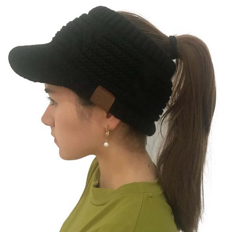 Xeongkvi Europa merke tomme visirer caps hår bånd høst vinter varm merke rotete bolle strikket horsetai hattemaker til kvinner jente 46-62cm: Svart