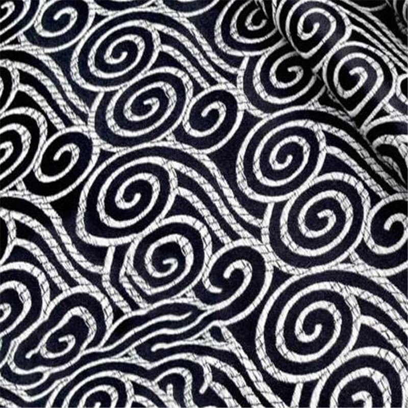 Polyester stof brokade kvalme skyer jacquard stof med heldig betydning for at lave kimono jakke: 4 sort sølv