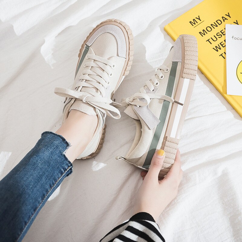 Stijlvolle skateboardschoenen dames klassieke witte schoenen dames vrijetijds waterdichte skateboardschoenen platte sneakers merk
