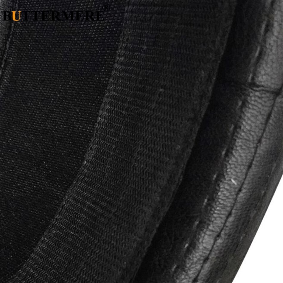 Un Dessin En Ligne Continue D'un Adolescent En Vêtements Décontractés