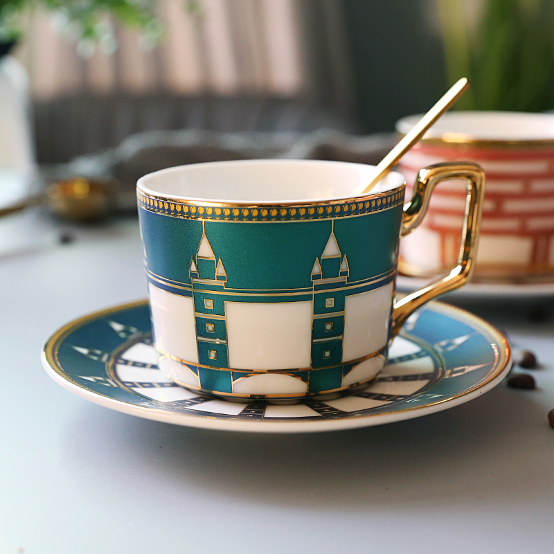 Juego de tazas de café pequeñas europeas, platillo de porcelana de lujo hecho a mano, tazas de té con mango texturizado, decoración del hogar, OO5050: C