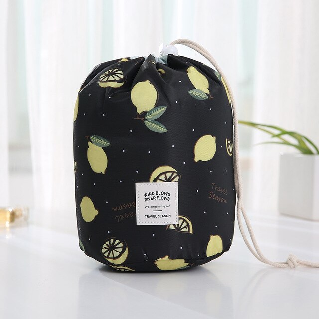 Multifunctional Storage Bag Waterproof Portable Cosmetic Bag Female Cosmetic Bag Travel Bag Beauty Bag travel Storage Bag: Black lemon