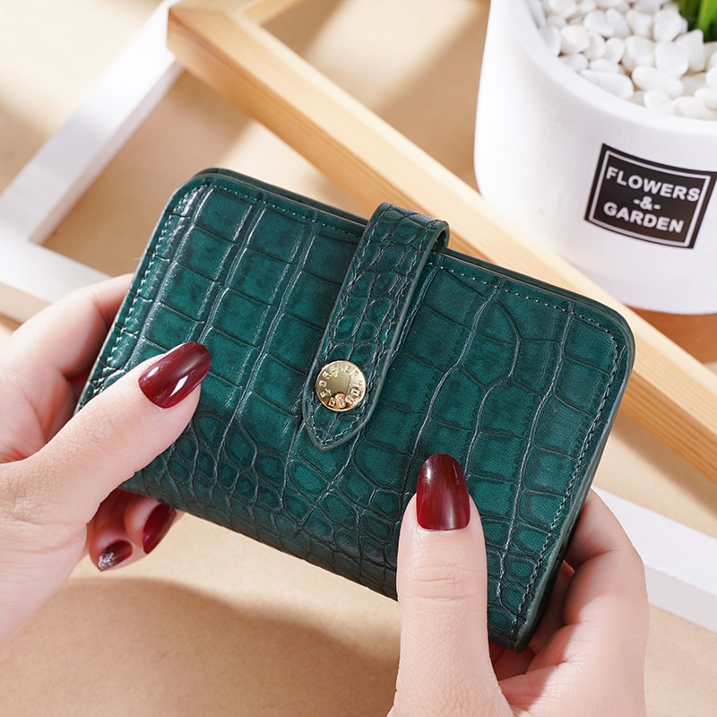 Women Short Wallets Luxury Brand Crocodile Print Wallet Female Two-Fold Card Holder Mini Zipper Wallet Coin Purse