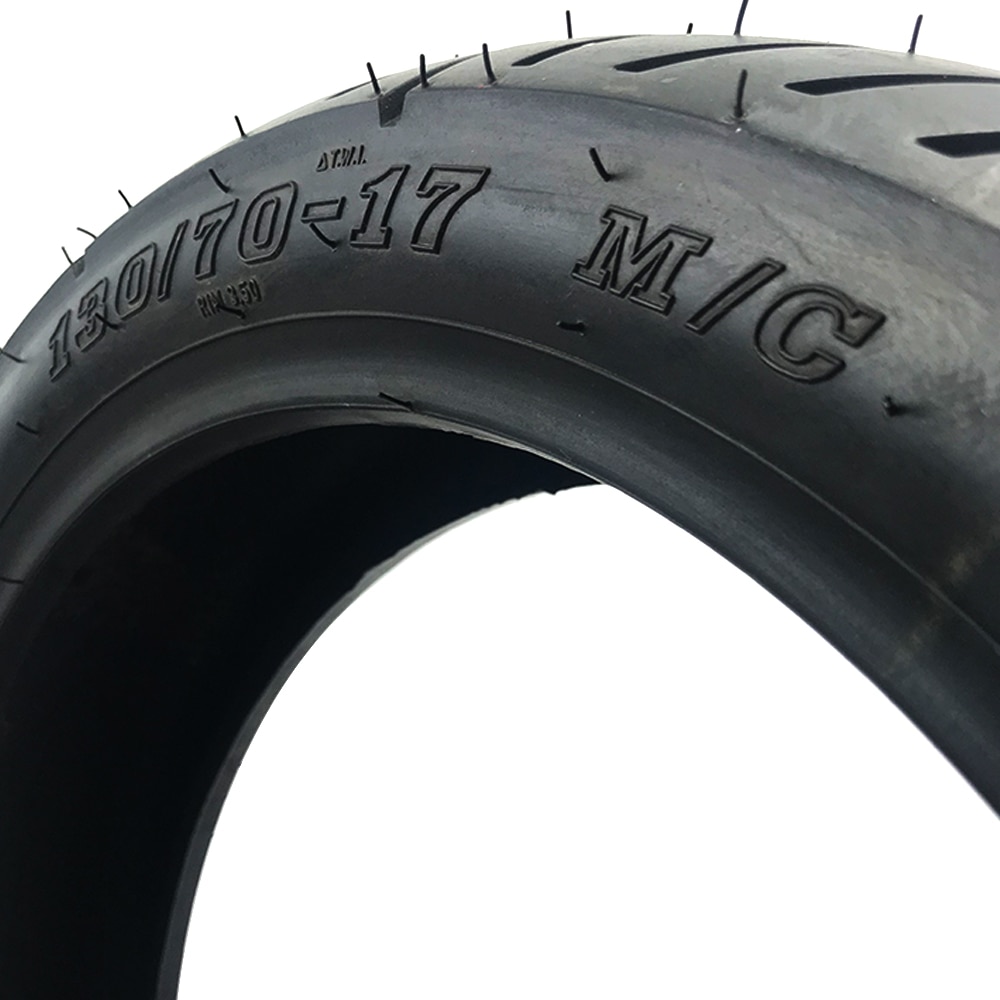 High Performance Durable Rubber Tyre Motorcycle Tubeless Tyre 130/70-17 130 70-17 Motor Tire