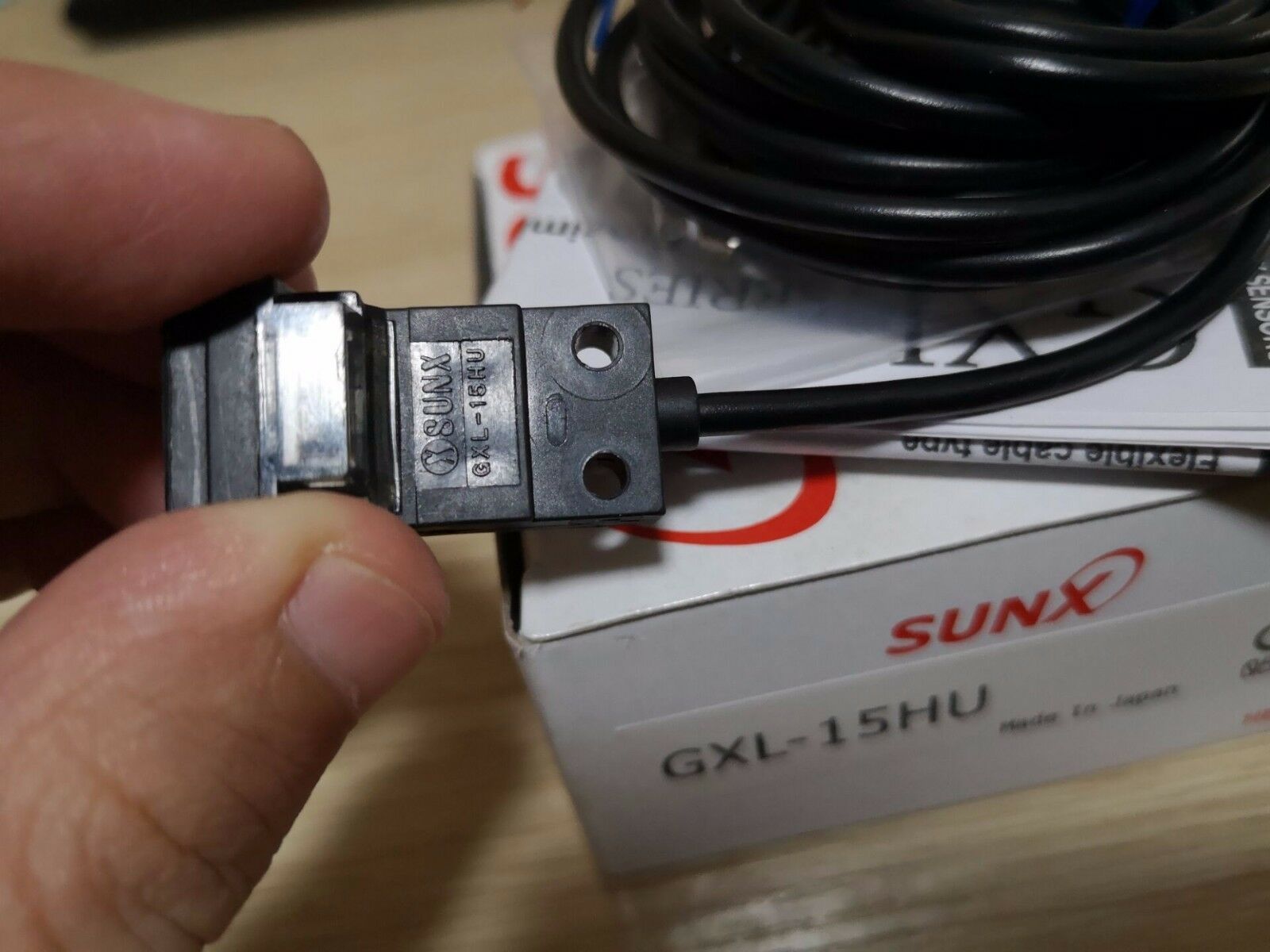 Sunx GXL-15HU Photoelectric Sensor