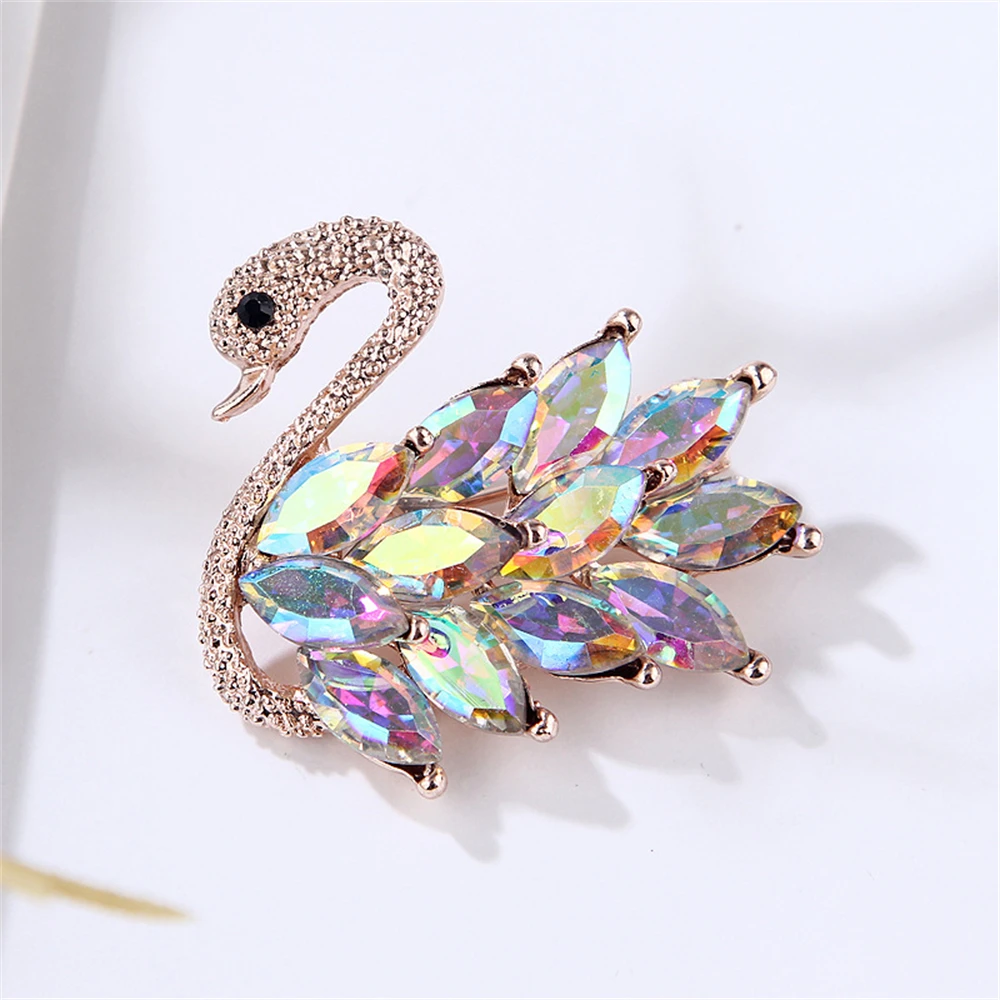 Crystal Turtle Brooches Vintage Metal Lapel Pin for Women Hat Scarf Backpack Badge Marine Animal Protection Souvenirs: Black Gun Plated