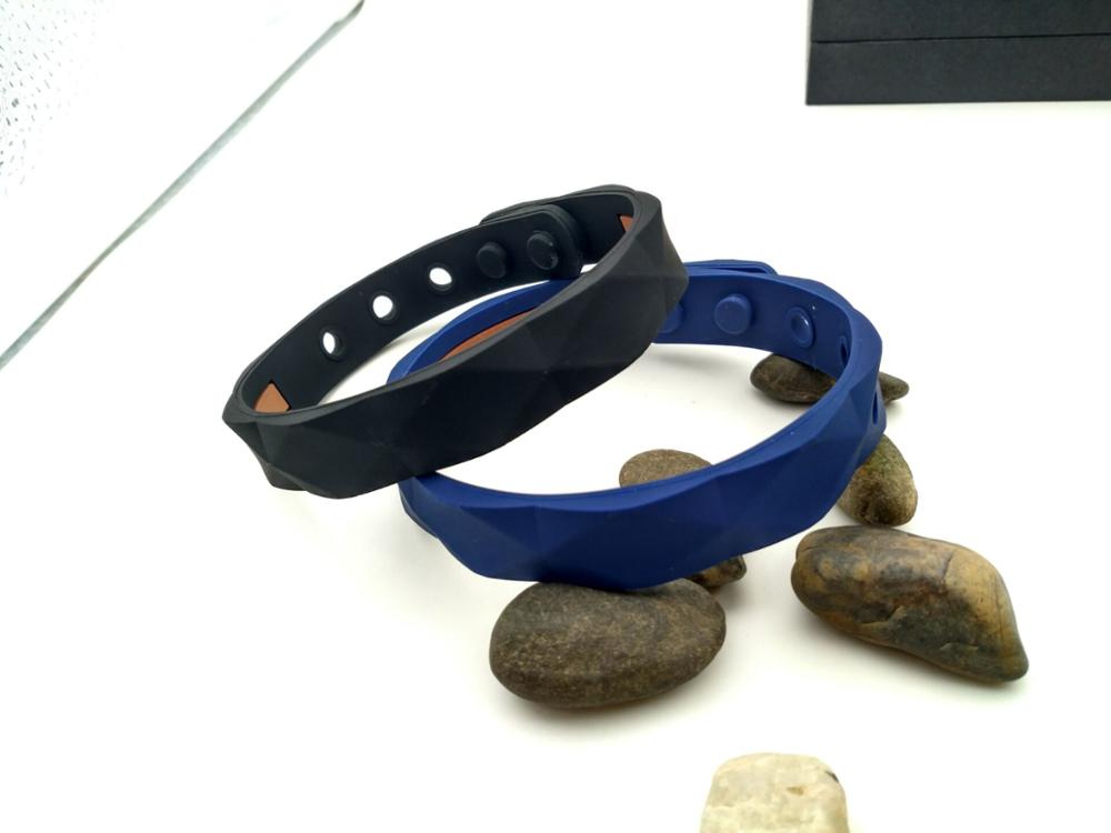 Quanten Energie Armbinde Sport Silikon Armbinde Wasserdicht Anion Armbinde: rot
