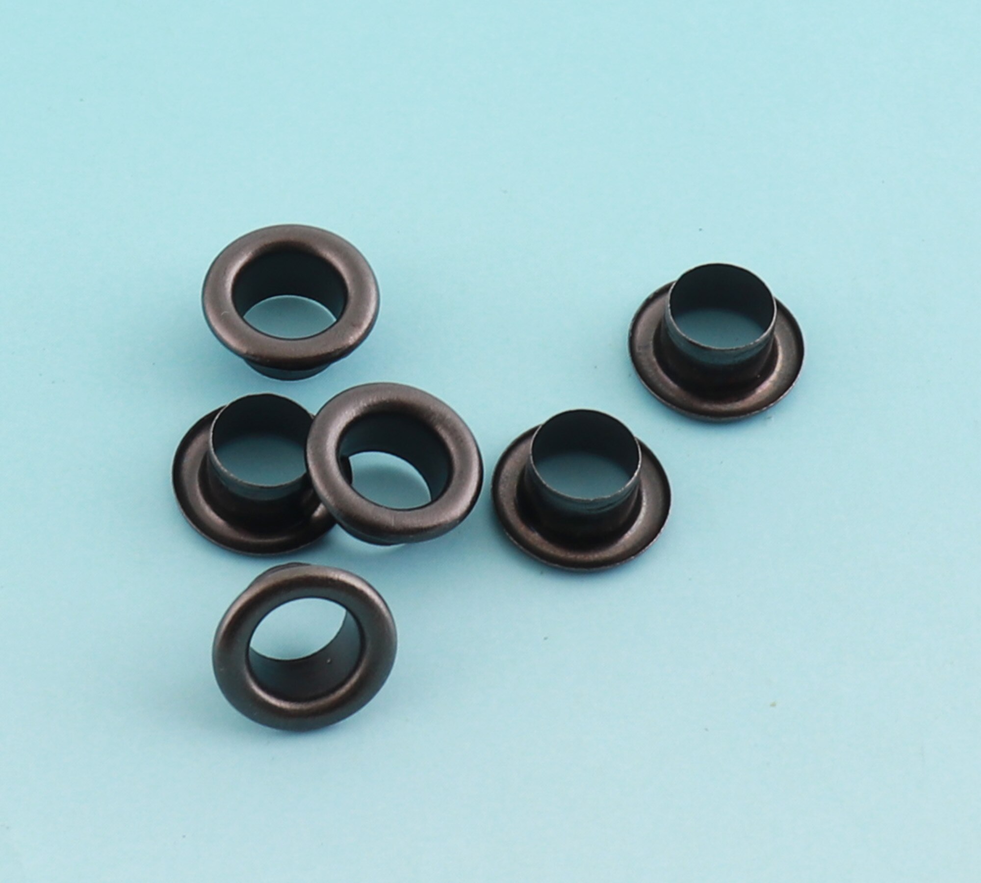 Juego de ojetes negros de 6mm para ropa de costura, ojales redondos de ojal para ropa de costura, artesanía en cuero, accesorios para zapatos de lona, 100 juegos