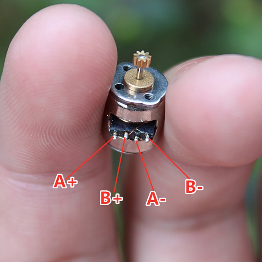 10PCS/Set 8mm Stepper Motor Micro Two-phase Four-wire Stepper Motor Stepping motor with 9 Teeth Gear, Shaft Diameter 0.8mm