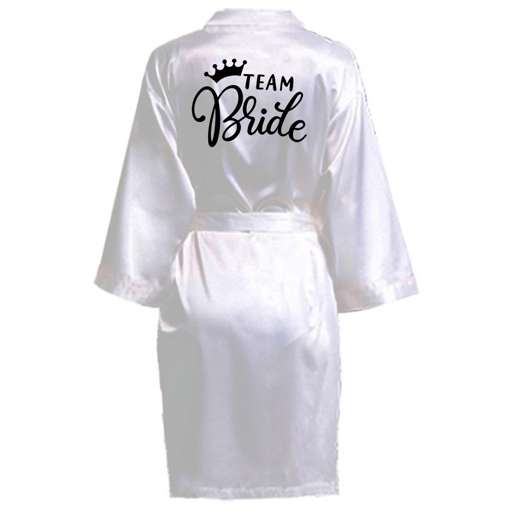 Wedding Party Team Bride Robe With Black Letters Kimono Satin Pajamas Bridesmaid Bathrobe NLJY003