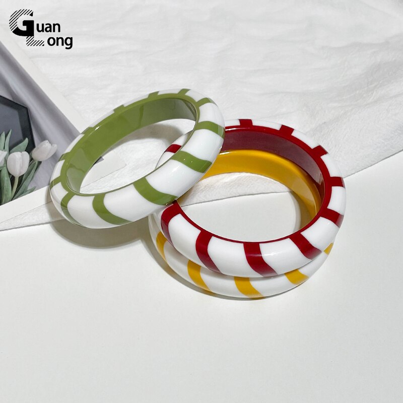 GongLong braccialetti colorati eleganti in acrilico per donna braccialetti geometrici alla moda braccialetti con ciondoli in resina gioielli semplici di moda