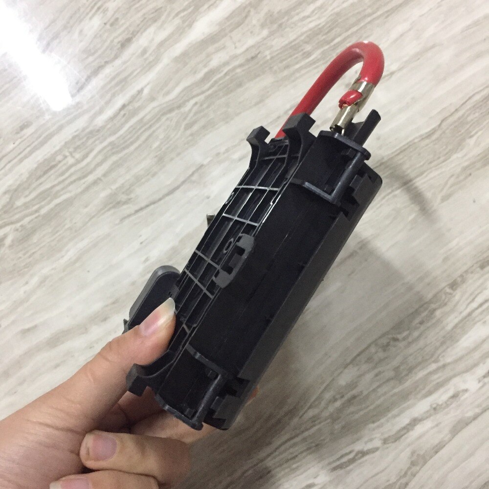 Auto Car Fuse Box Battery Terminal For V-W Be-etle G-olf B-ora Jet-ta City 1J0937550A 1J0937617D