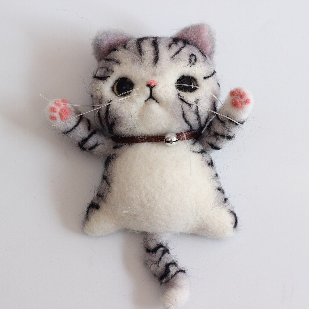 4 Uds lana de fieltro gato broche DIY pendientes lindo animales de fieltro de aguja Kit para principiantes para chicas: American Shorthair