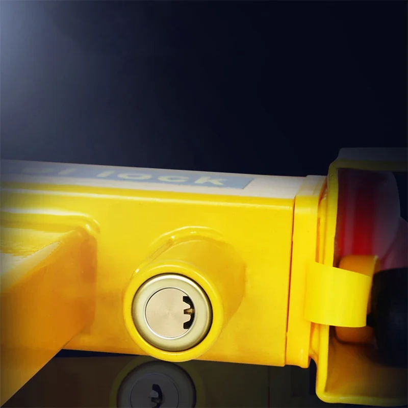 Blocco per pneumatici per camion per auto Blocco antifurto Blocco per morsetto per ruota portatile per carichi pesanti Gancio per pneumatici Rimorchio Montaggio universale per auto Accessorio per auto