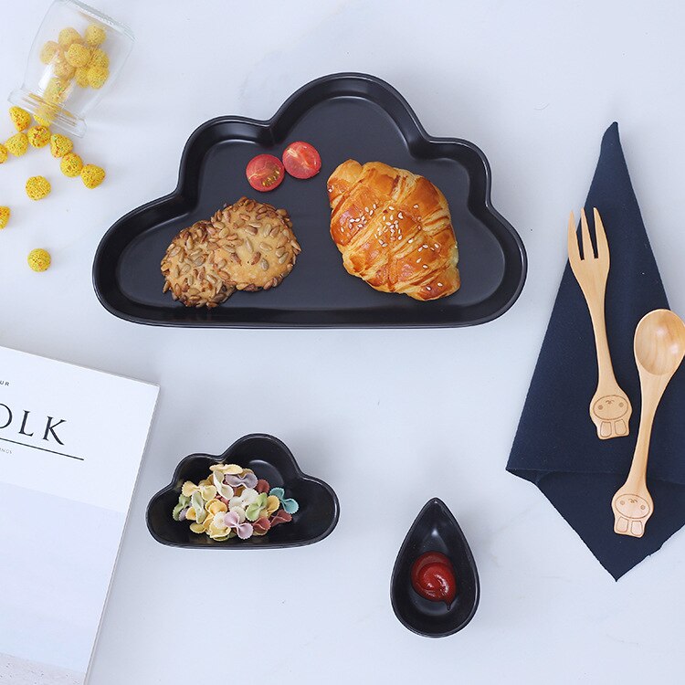 1 Pc Keramiek Cartoon Cloud Matte Scrub Ontbijt Plaat Styling Plaat Brood Schotel Regen Druppels Dim Pittige Schotel Met geschenkdoos: Black / Cloud