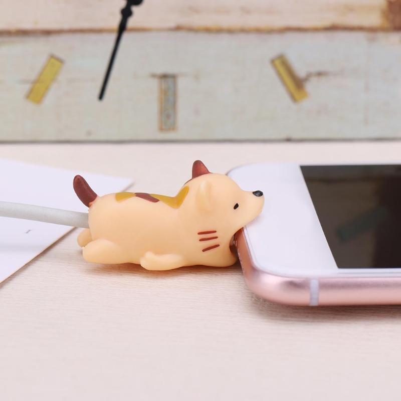 Data Cable Protection Sleeve Cable Winder Cute Animal Bite Cable Protector For iPhone Panda Bites Doll Model Holder Cable Winder