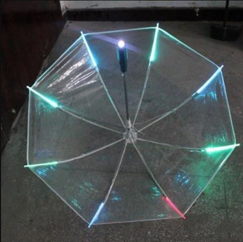 Cool paraply med led-funktioner 8 rib lys gennemsigtig med lommelygte håndtag
