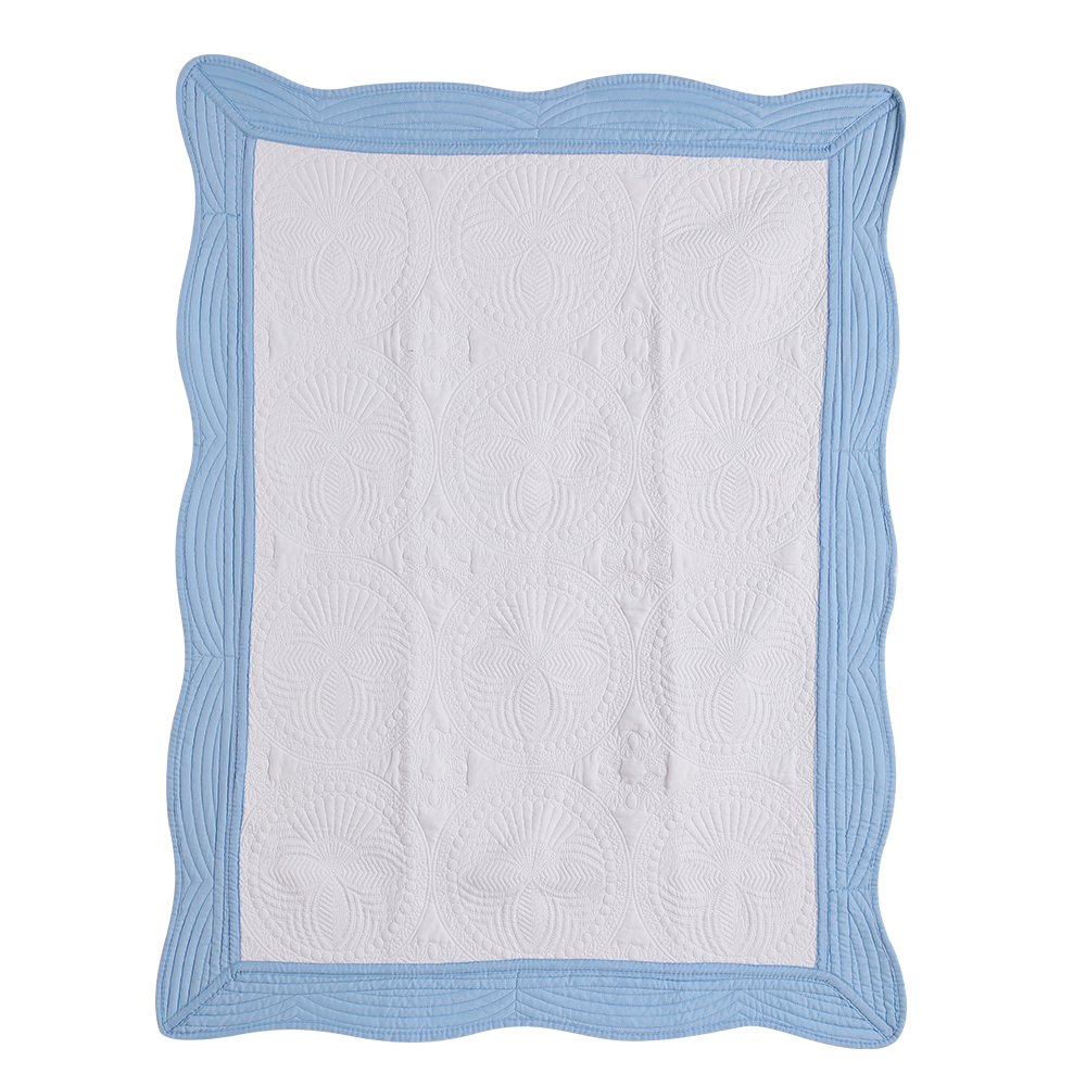 Cotton baby quilt monogrammed embossed patchwork embossed scalloped blanket for children four seasons: Green