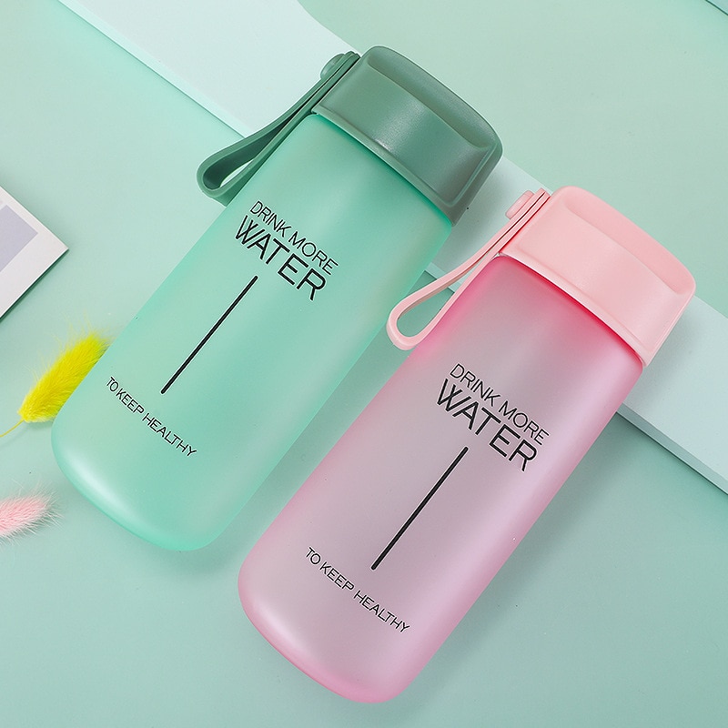 Matte plastic waterbeker modieuze sportwaterfles anti-val grote capaciteit kinder casual beker