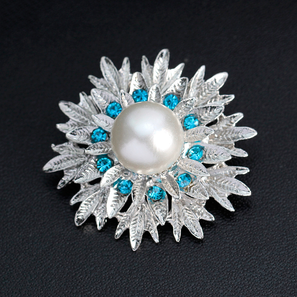 Nuevos broches brillantes de flores de sol para mujer, broche de lujo con perlas grandes y diamantes de imitación, alfileres, joyería, accesorios para traje, de boda: Zinc negro plateado