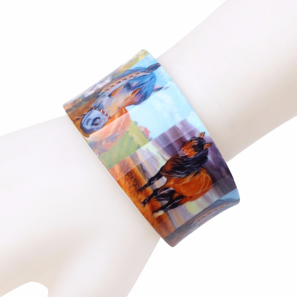 Bonsny Kleurrijke Liefde Breed Paard Armbanden Armband Dier Sieraden Voor Vrouwen Arcylic bangle Lente Zomer Accessoires