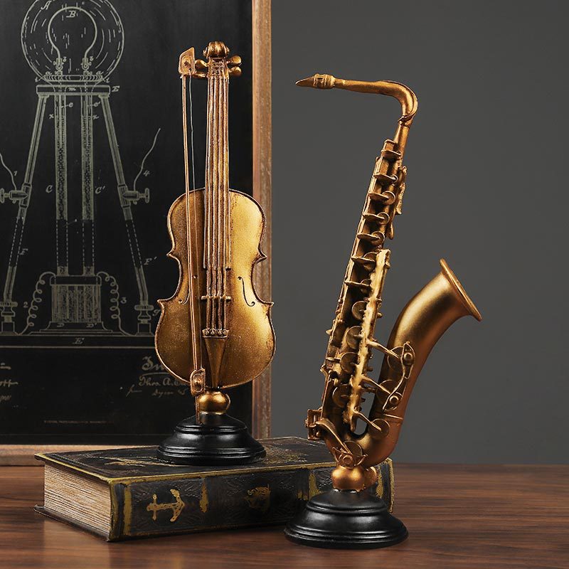 Noordse vintage viool saxofoon model ornamenten muziekinstrument standbeeld huisdecoratie woonkamer sculptuur moderne kunst ambachten