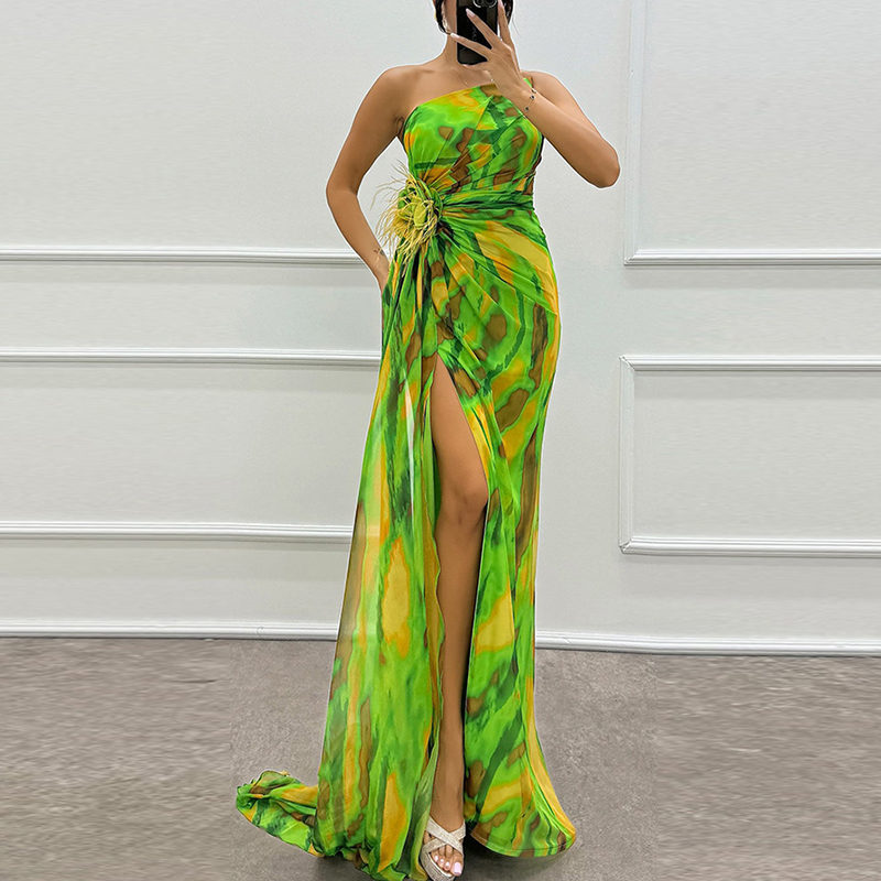 Sexet ærmeløs rygløs kjole med høj slids og kontrastprint i chiffon med én skulder og swing-festlang kjole: S / Blå