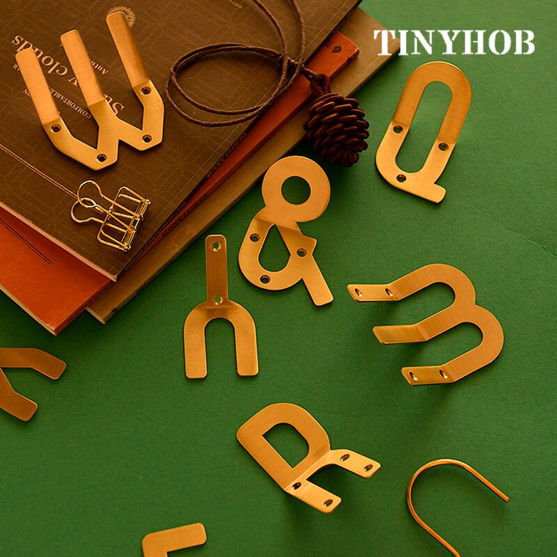 Gancho con letras para colgar en la pared, perchero dorado con alfabeto de latón, accesorios para el hogar