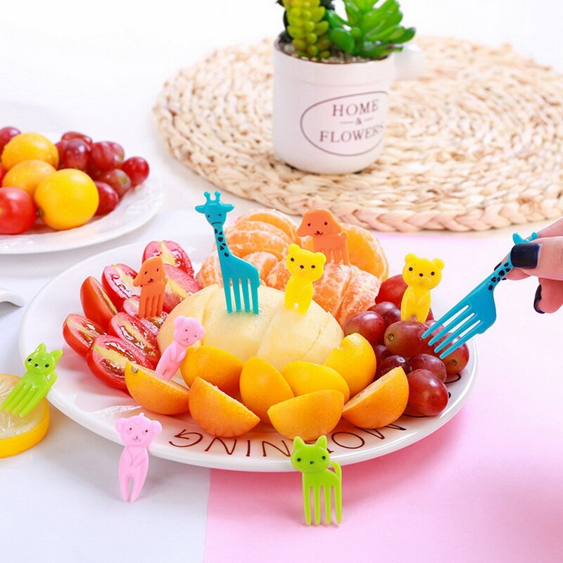 10 stk / sæt dyr gård frugt gaffel mini tegneserie børn snack kage dessert mad frugt pick tandstikker bento frokoster fest indretning