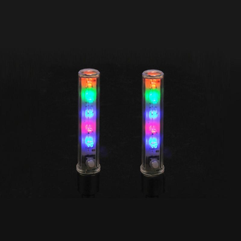 2Pcs Led Fiets Ventiel Licht Kleurrijke Knop Batterij Fiets Lamp Creatieve Praktische Fietsen Sportartikelen Fiets Accessoires