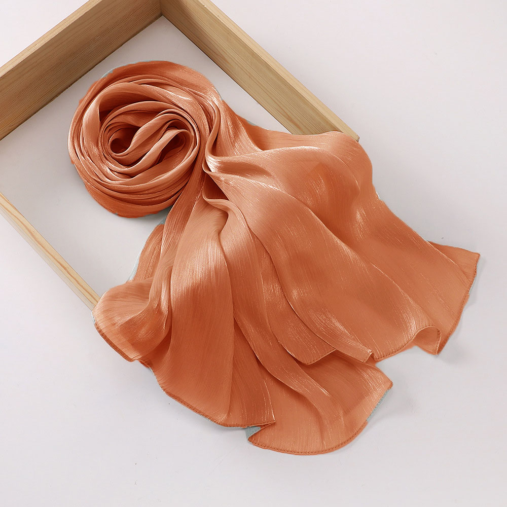 Shimmershawl Zijden Hijab Sjaal Ademend Cool Island Satijn Medine Zijden Sluier Moslim Hijab Glanzende Zijden Sjaal Dames Sjaals Tippet: Zilver