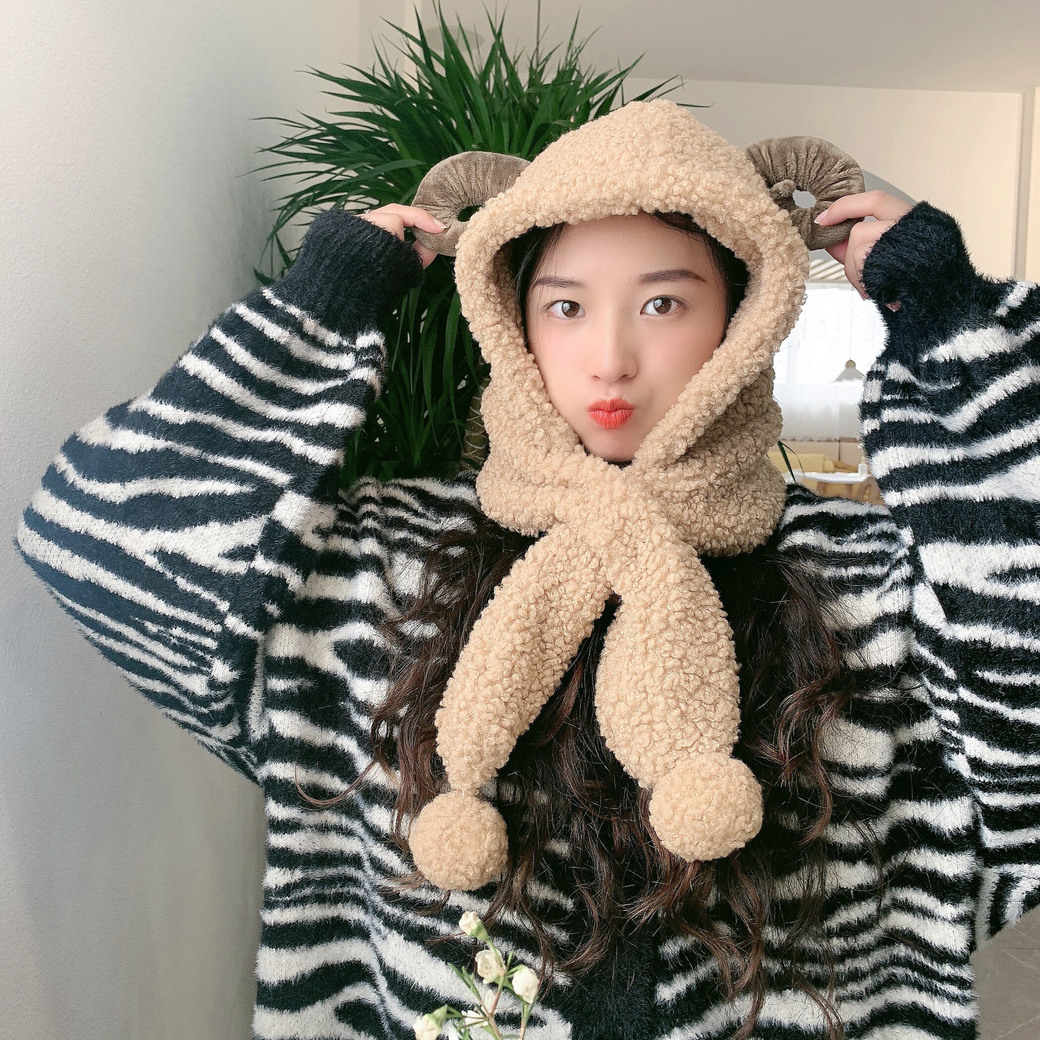 Women's Shofar Cap Knit Plush Fur Hats Winter Windproof Warm Ear Scarf Cloak Protect Bomber Gorras
