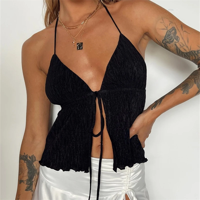 Kvinnor  y2k framknytade crop tops halterneck böljande plisserad sommartopp för utekvällar sexig slitsad ärmlös cami-tröja streetwear: M / Svart
