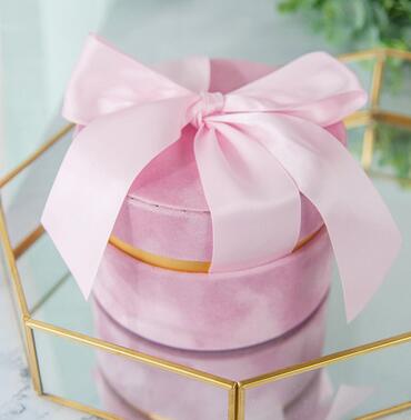 2Pcs Emboss Bloem Effen Kleur Ronde Fluwelen Geschenkdoos Bruiloft Verjaardag Party Opslag Snoep Ring Tie doos