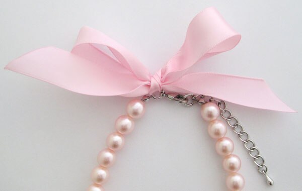 Collier collier perles avec fleur pour chiens | Avec breloque en forme de fleur, bijoux pour chiot, chiens chats féminins