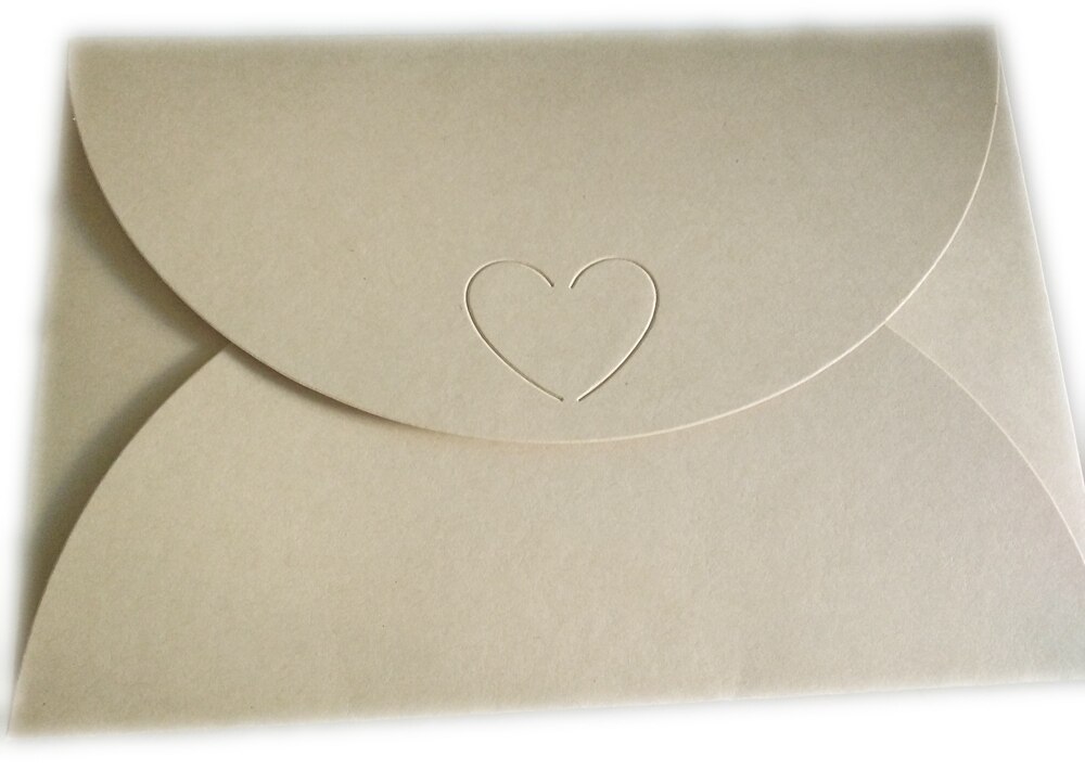 Free 5X Love heart Buckle Pearl Envelopes Wedding Invitations Year Greeting Cards Christmas Cards 19.5x13.5cm: craft