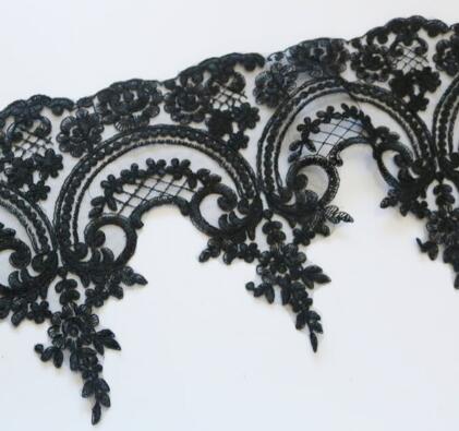 Delicate 9 yards 22 cm pailletten ivoor/witte stof bloem Venise Venetië kant trim applique naaien ambacht voor bruiloft december LW0333: Antiek Zilver