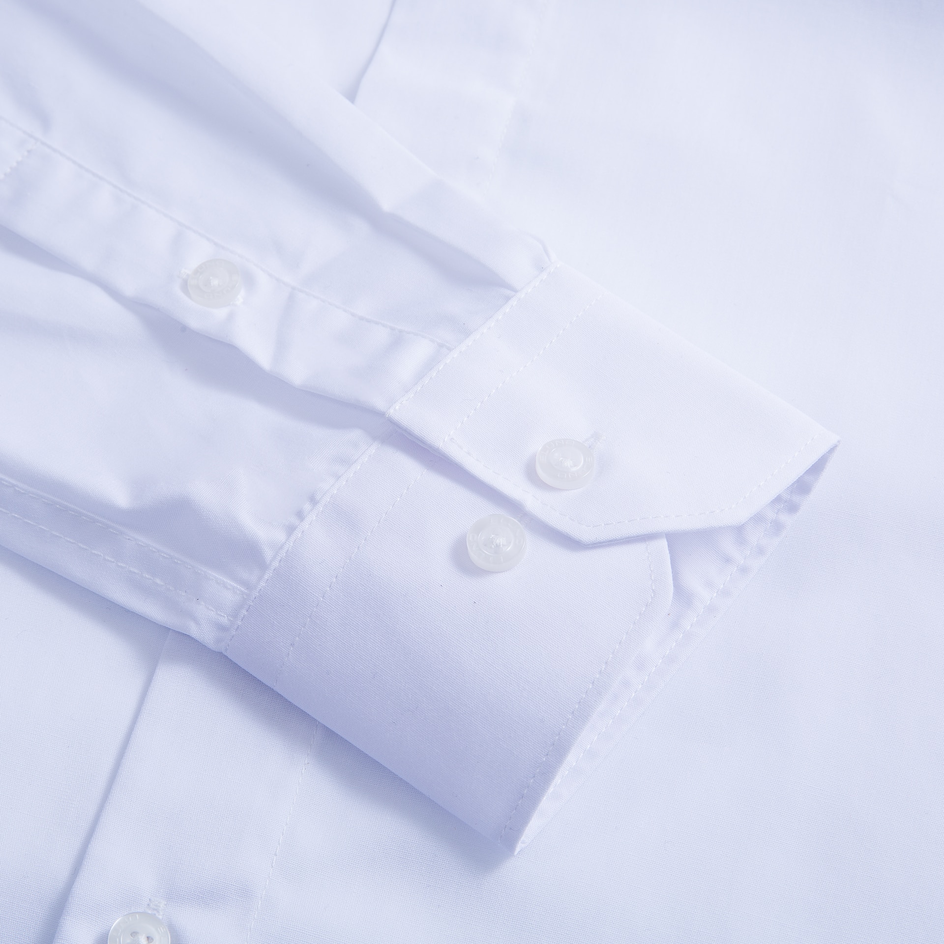 Chemise cintrée à manches longues pour hommes, vêtement masculin de , doux et confortable, blanc et pour les mariages et les affaires