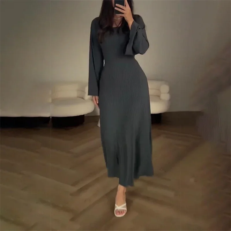 2024 Elegante Dünne Kleider Frauen Zurück Spitze-hoch Kleid Einfarbig Gestrickte Grube Streifen Kleid Herbst Langarm weibliche Kleid: M / Grau