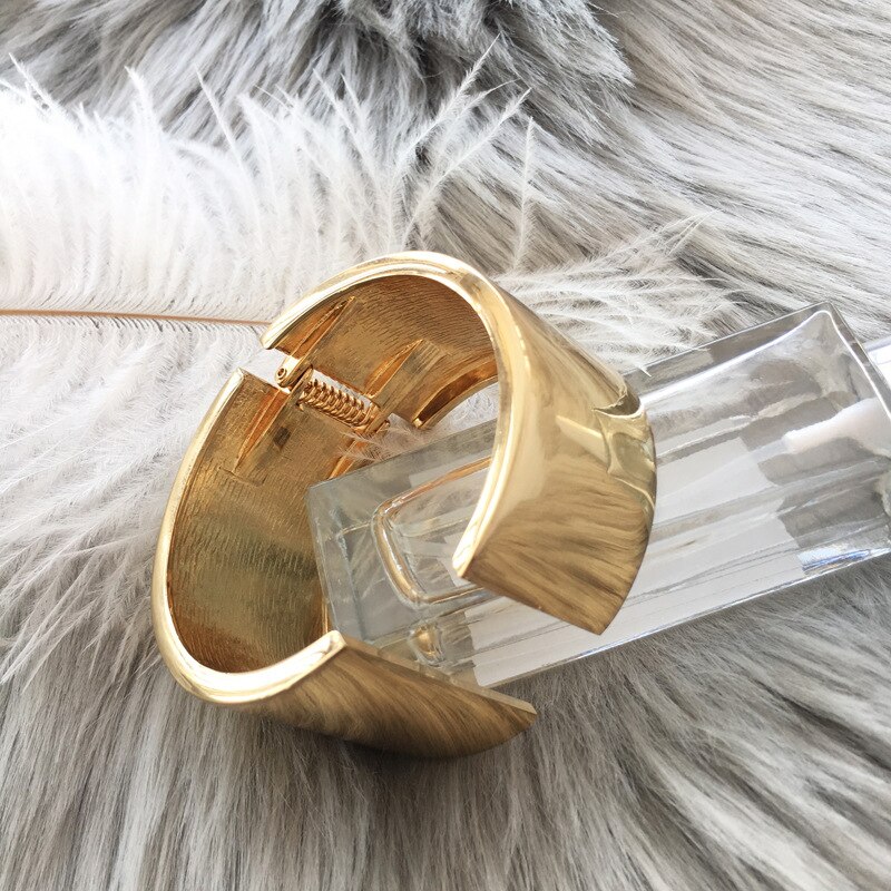 Asymmetrische Spiegel Metaal Open Manchet Armband Armbanden Voor Vrouwen Charm Brede Armband Dames Vrouwelijke Sieraden